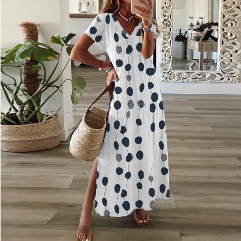 Aderez Polka Dot V Neck Maxi Dress